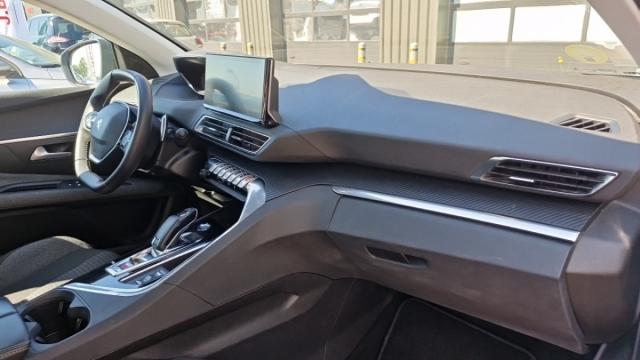 Peugeot 3008 image 9