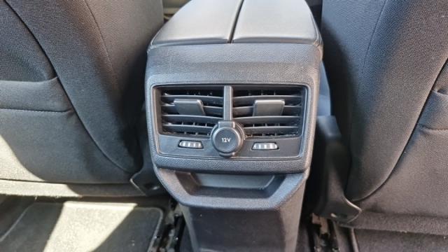 Peugeot 3008 image 8