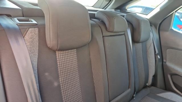 Peugeot 3008 image 6