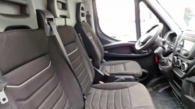 Iveco Daily image 2