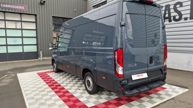 Iveco Daily image 5
