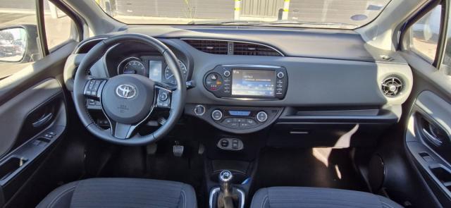 Toyota Yaris image 2