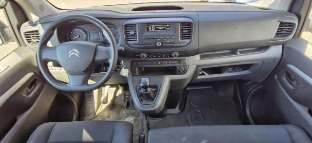 Citroen Jumpy image 9