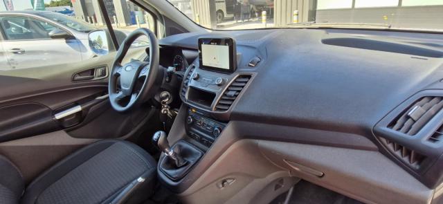 Ford Transit Connect image 2