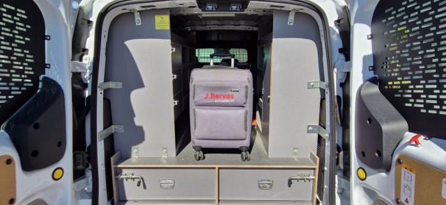Ford Transit Connect image 9
