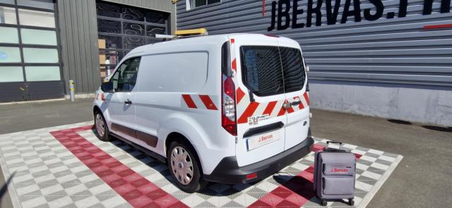 Ford Transit Connect image 5