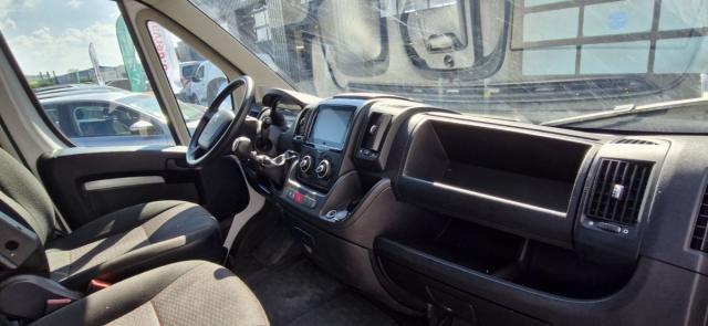 Peugeot Boxer image 9