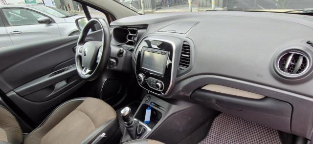 Renault Captur image 1