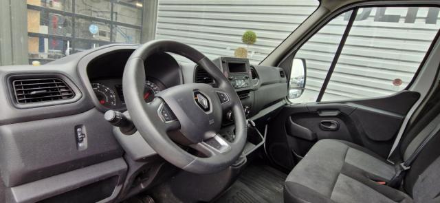 Renault Master image 1