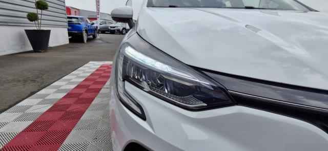 Renault Clio image 2