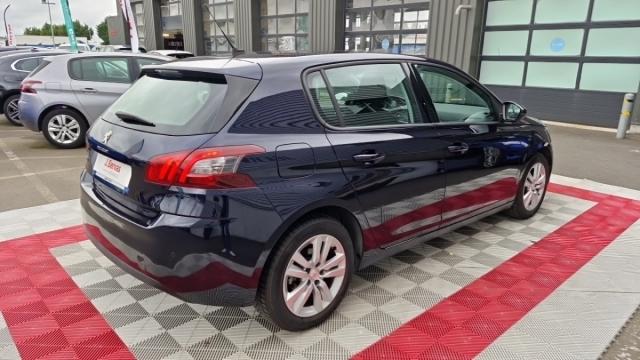 Peugeot 308 image 9