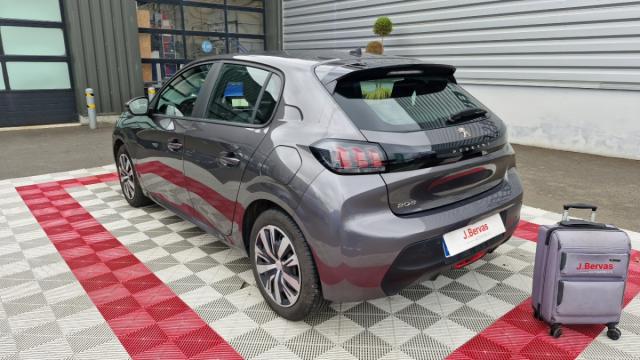 Peugeot 208 image 1