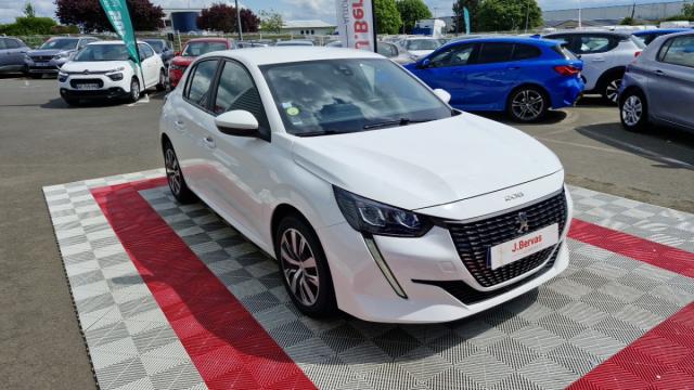 Peugeot 208 image 8