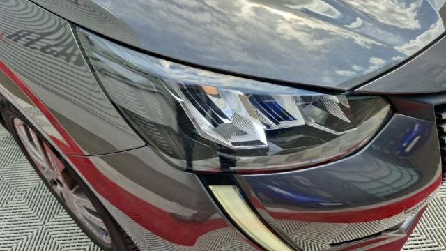 Peugeot 208 image 4