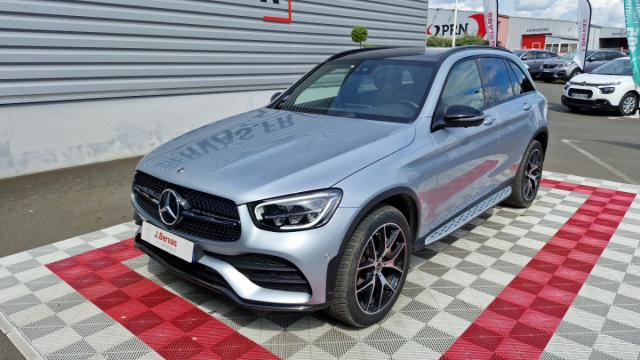 Mercedes Benz Glc image 9