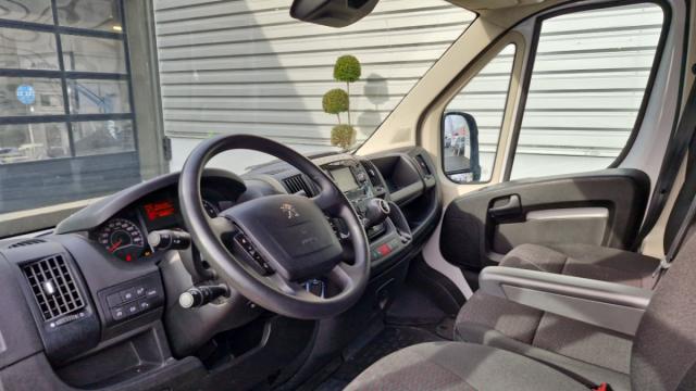 Peugeot Boxer image 3
