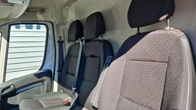 Peugeot Boxer image 8