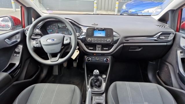 Ford Fiesta image 6