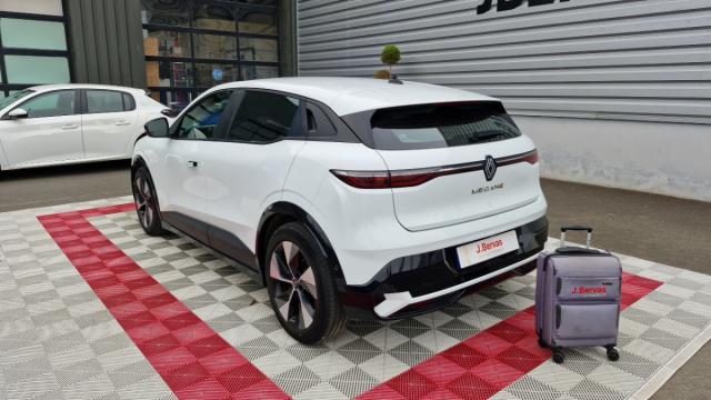 Renault Mégane E-Tech image 2
