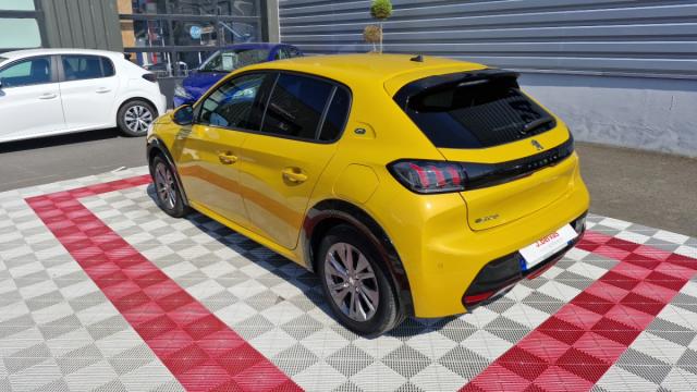 Peugeot 208 image 5