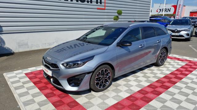 Kia Cee'D_sw image 3