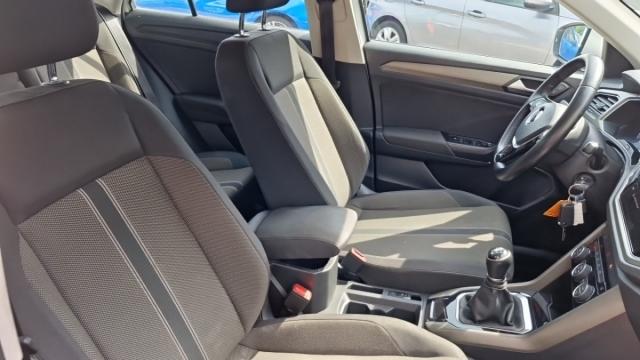 Volkswagen T-Roc image 6
