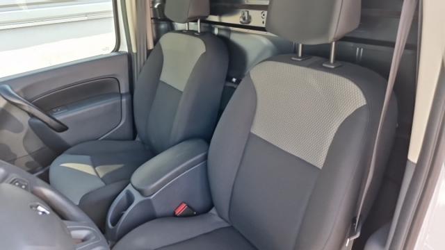 Renault Kangoo Express image 8