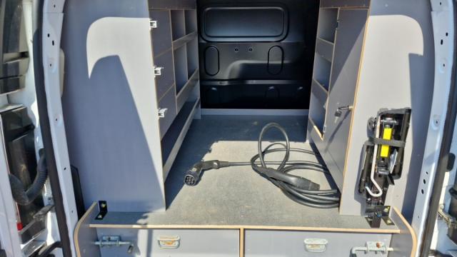 Renault Kangoo Express image 1