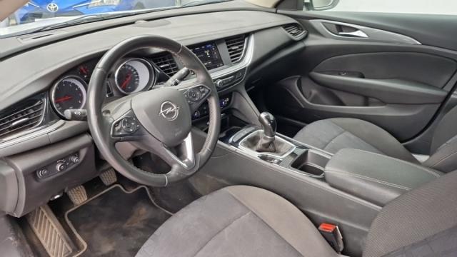 Opel Insignia image 6