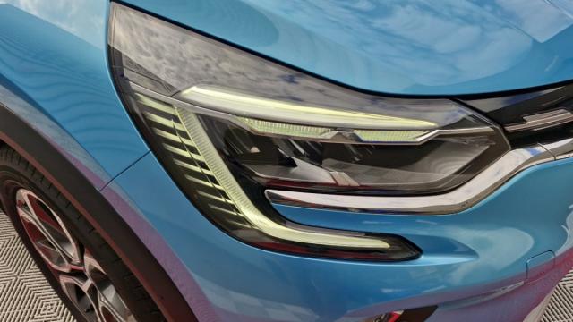 Renault Captur image 8