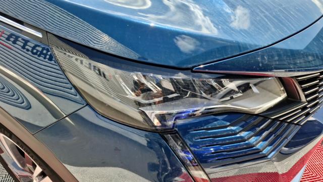 Peugeot 5008 image 3