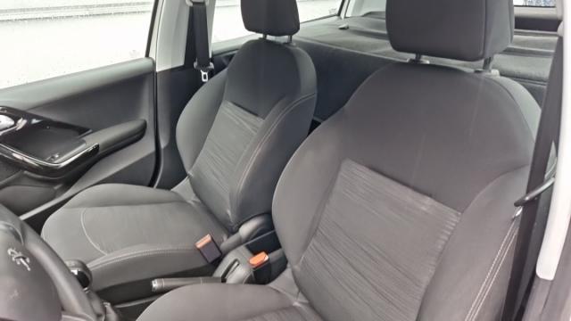Peugeot 208 Affaire image 1