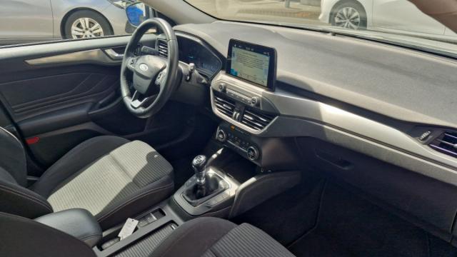 Ford Focus image 2