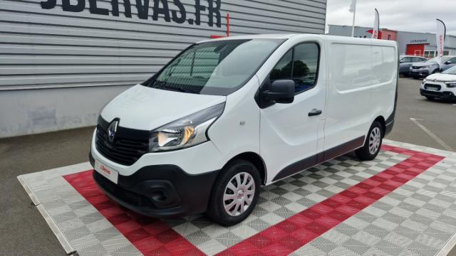 Renault Trafic image 2