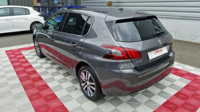 Peugeot 308 image 9