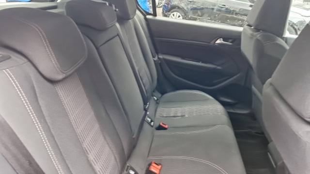 Peugeot 308 image 6