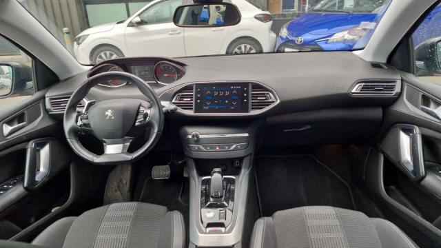 Peugeot 308 image 7