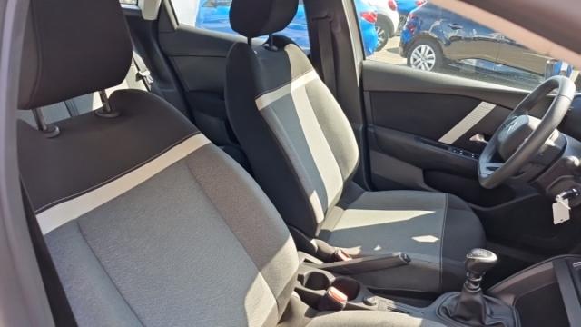 Citroen C4 image 8
