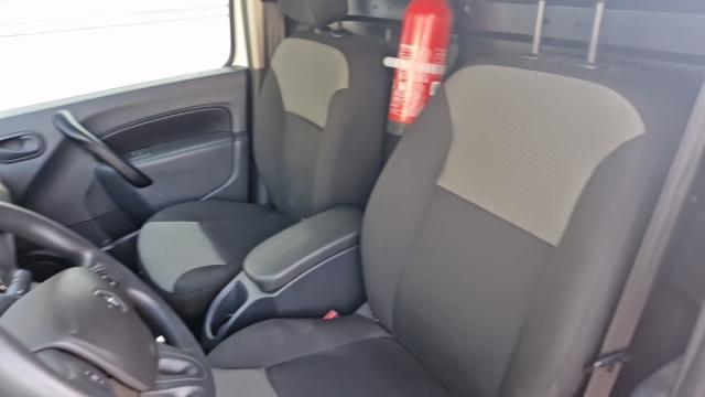 Renault Kangoo Express image 9