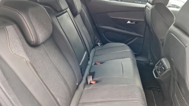 Peugeot 3008 image 9