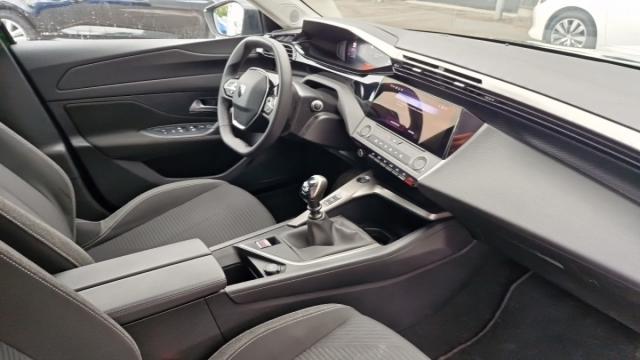 Peugeot 308 image 5
