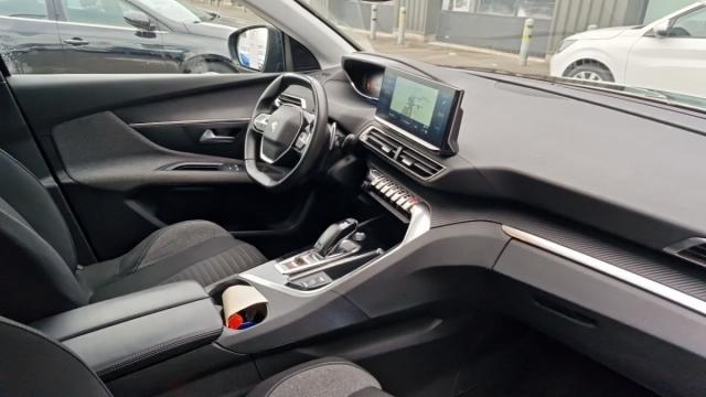 Peugeot 3008 image 8