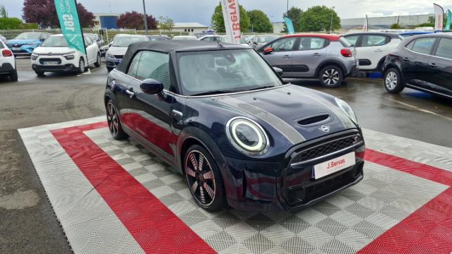 Mini Cabrio image 9