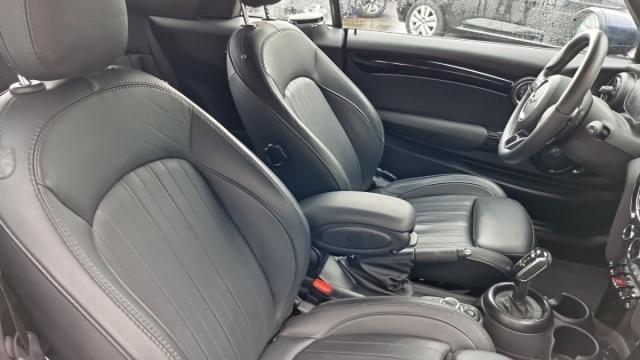 Mini Cabrio image 5