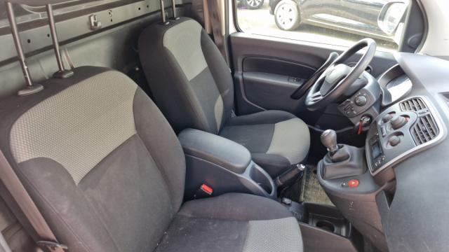 Renault Kangoo Express image 2