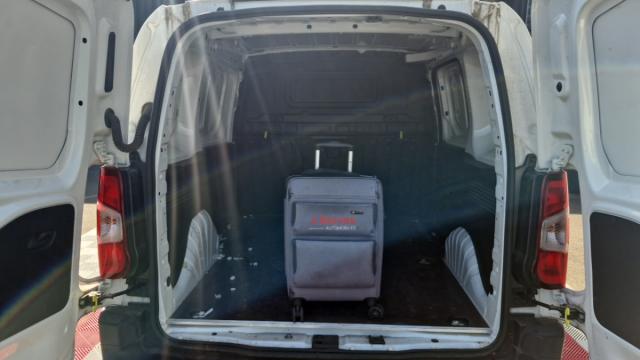 Peugeot Partner image 9