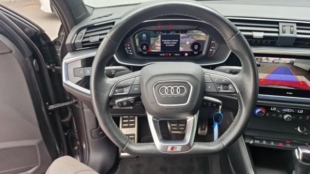 Audi Q3 image 3