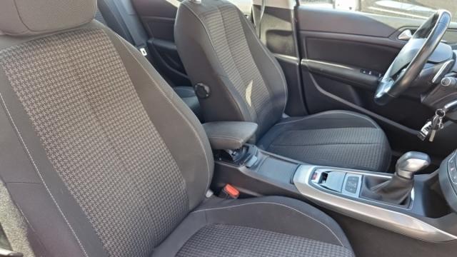 Peugeot 308 image 3
