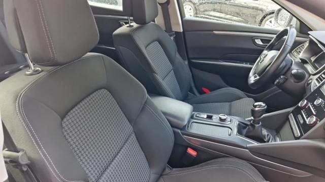 Renault Talisman Estate image 6
