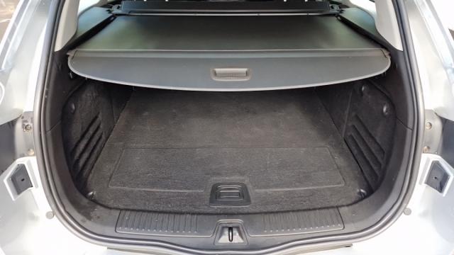 Renault Talisman Estate image 3